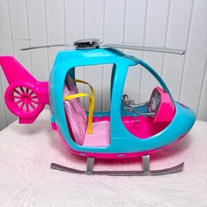 Mattel Barbie Helicopter Dreamhouse Adventures w/ Seatbelts & Spinning Rotor